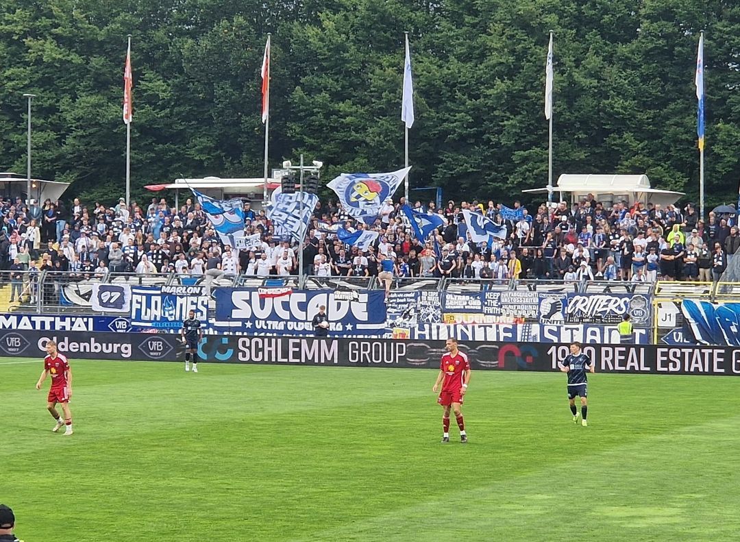 VfB Oldenburg – Kickers Emden 0-3 (4)