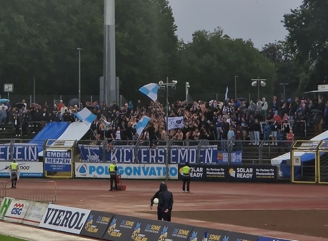 VfB Oldenburg – Kickers Emden 0-3 (3)