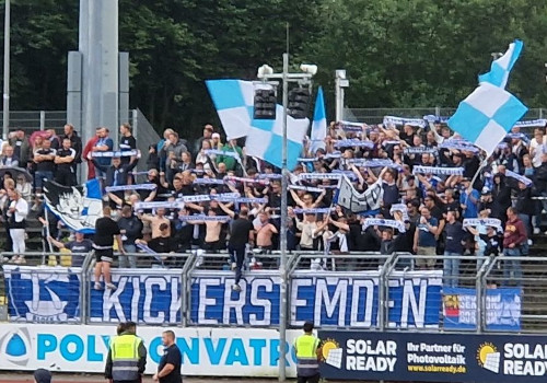 VfB Oldenburg – Kickers Emden 0-3 (4)