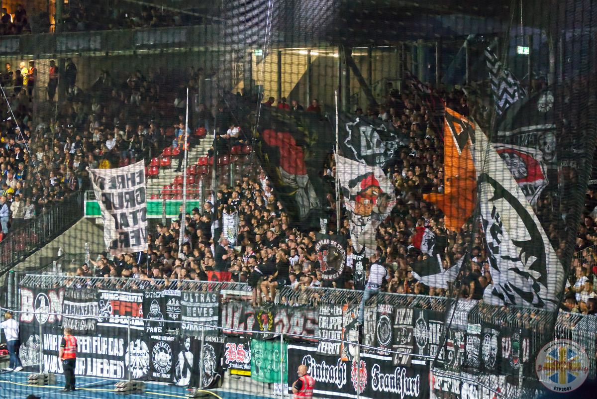 Eintracht Braunschweig – Eintracht Frankfurt 1-4 (60)