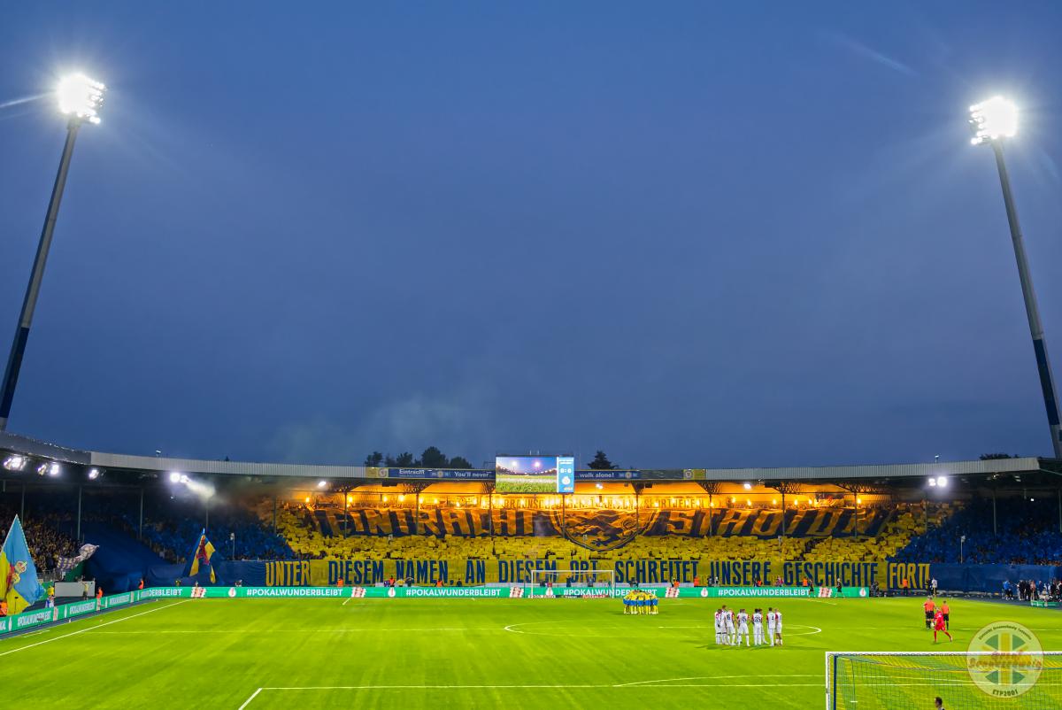 Eintracht Braunschweig – Eintracht Frankfurt 1-4 (4)