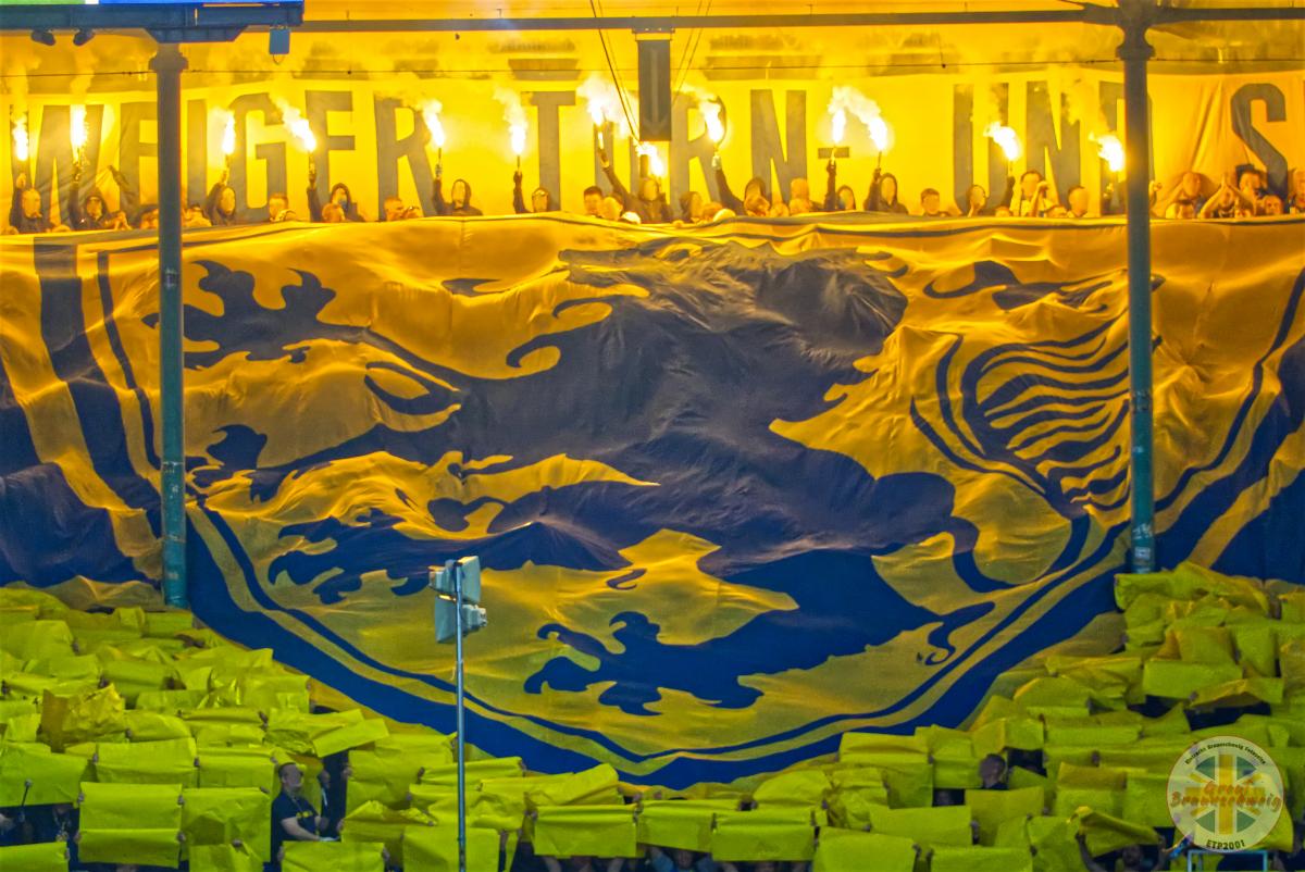 Eintracht Braunschweig – Eintracht Frankfurt 1-4 (10)