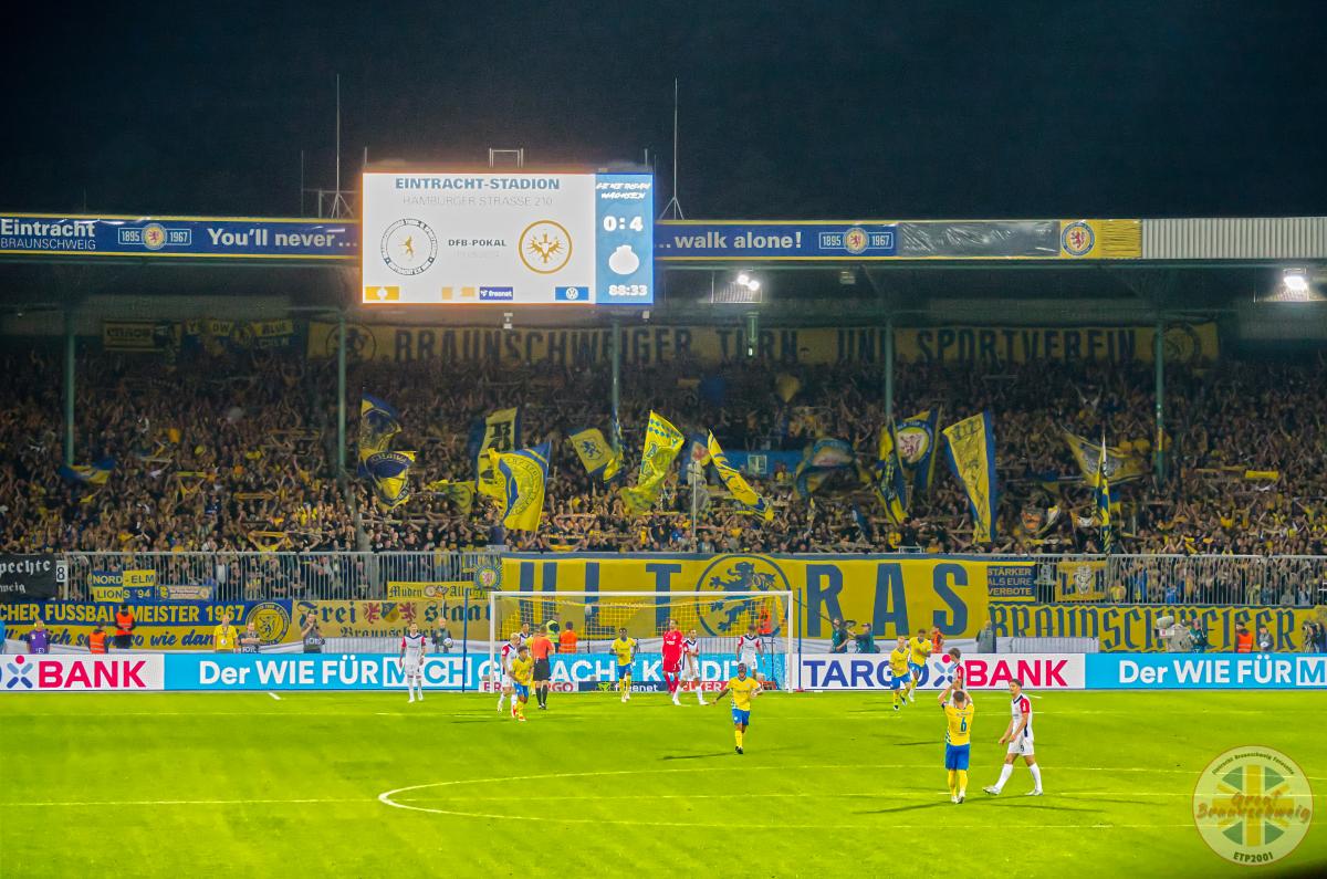 Eintracht Braunschweig – Eintracht Frankfurt 1-4 (15)