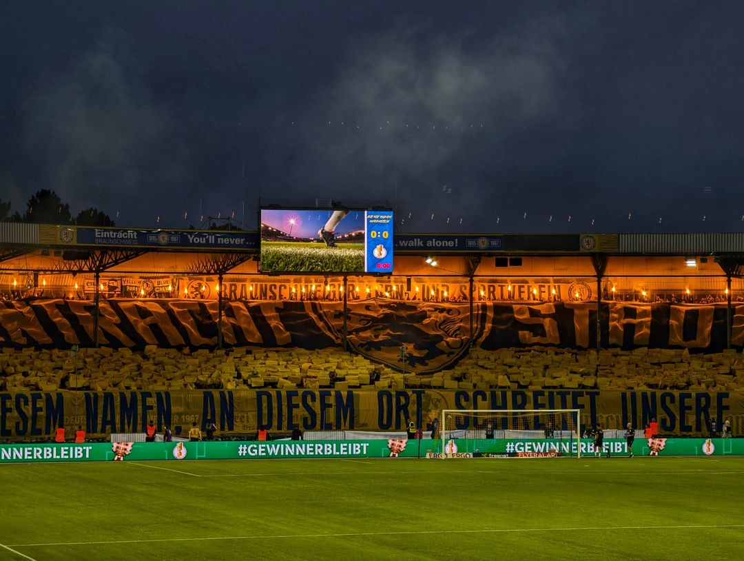 Eintracht Braunschweig – Eintracht Frankfurt 1-4 (22)