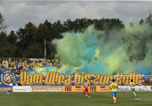 1. FC Lokomotive Leipzig – Hallescher FC 1-1 (1)