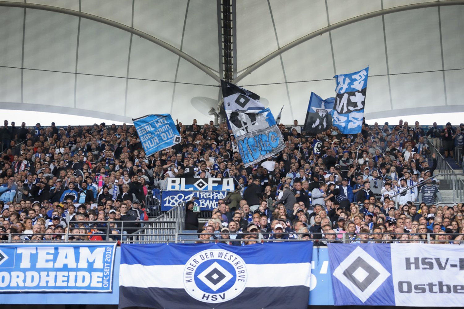 Hamburger SV – SSV Jahn Regensburg 5-0 (12)