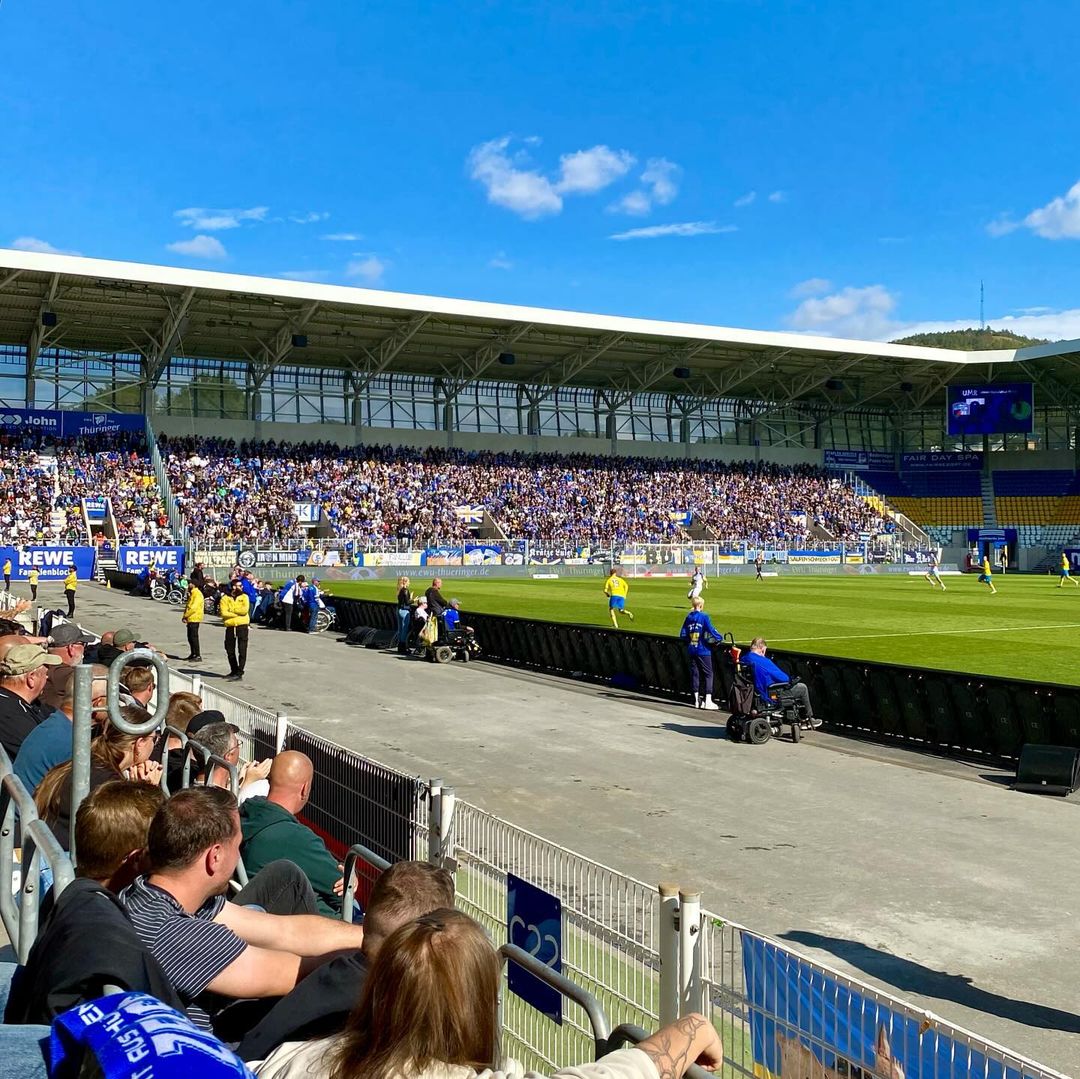 FC Carl Zeiss Jena – 1. FC Lokomotive Leipzig 0-1 (9)