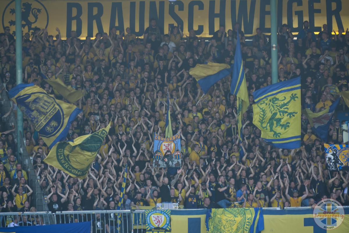 Eintracht Braunschweig – SpVgg Fürth 2-0 (3)