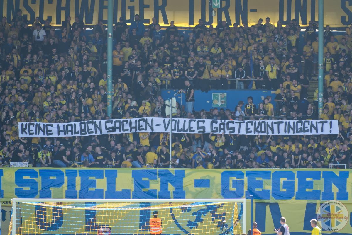 Eintracht Braunschweig – SpVgg Fürth 2-0 (4)