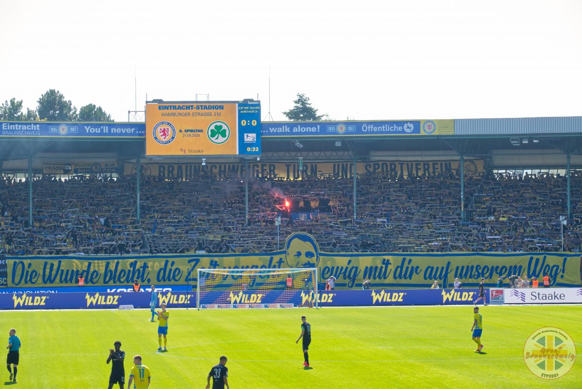 Eintracht Braunschweig – SpVgg Fürth 2-0 (15)