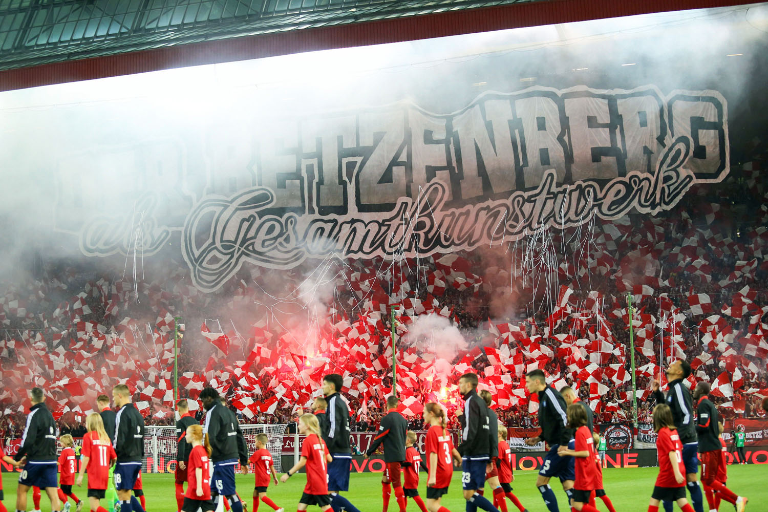 1. FC Kaiserslautern – Hamburger SV 2-2 (11)