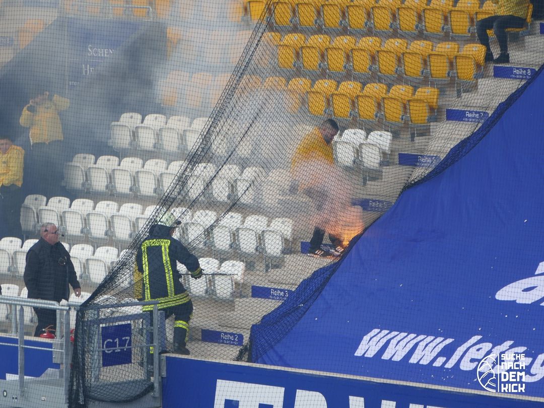 FC Carl Zeiss Jena – FC Rot-Weiß Erfurt 1-0 (9)