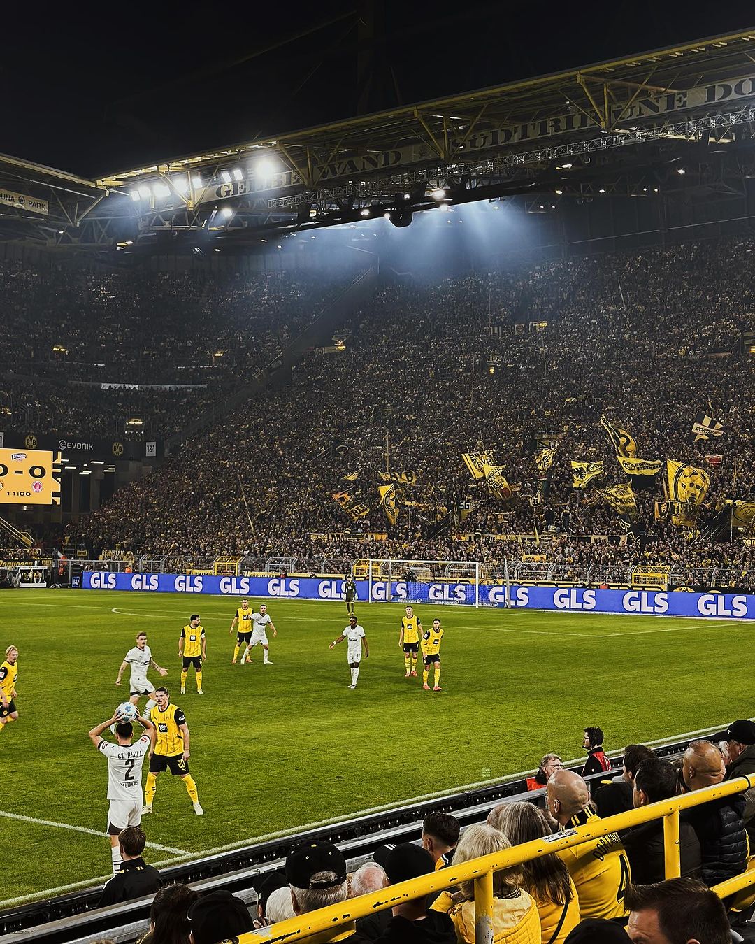 Borussia Dortmund – FC St. Pauli 2-1 (3)