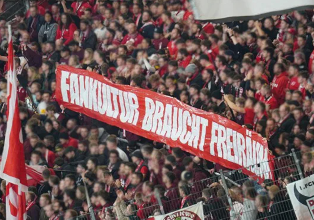 VfB Stuttgart – 1. FC Kaiserslautern 2-1 (10)