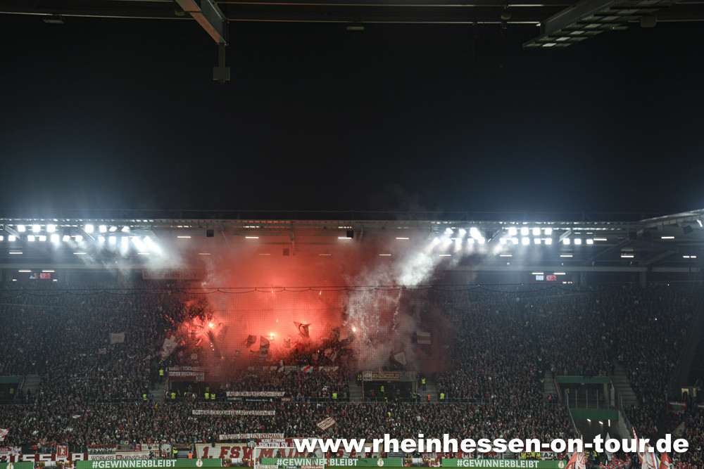 1. FSV Mainz 05 – FC Bayern München 0-4 (1)