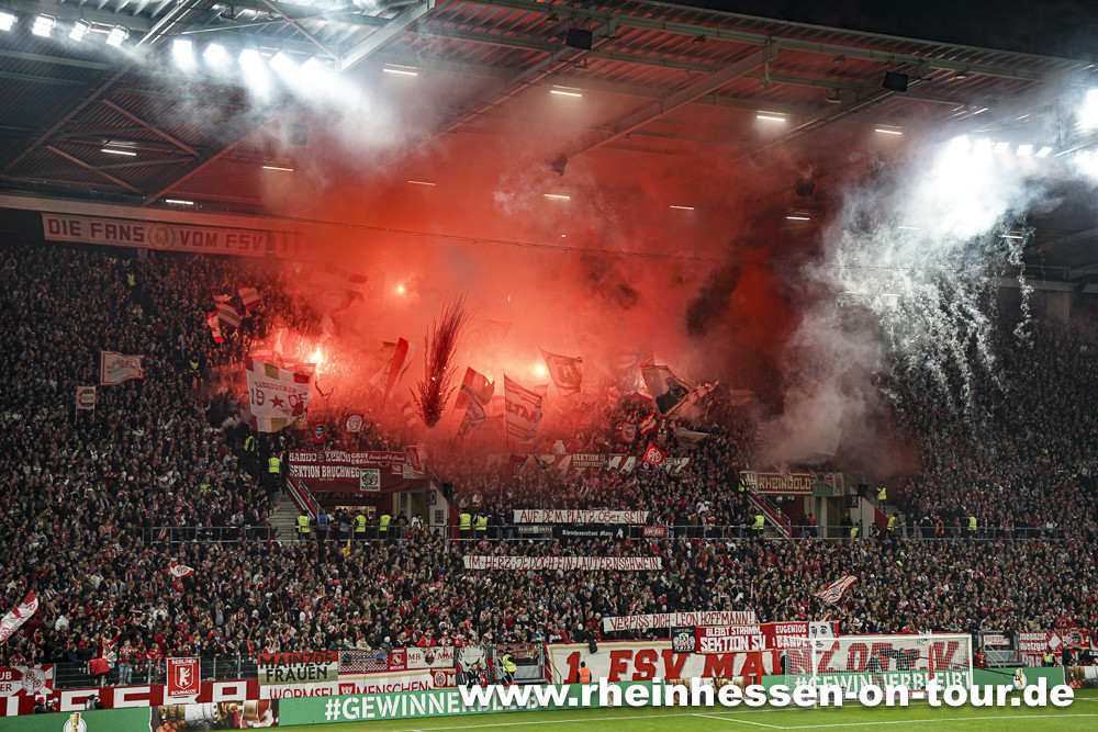1. FSV Mainz 05 – FC Bayern München 0-4 (3)