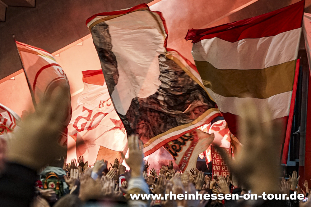 1. FSV Mainz 05 – FC Bayern München 0-4 (13)