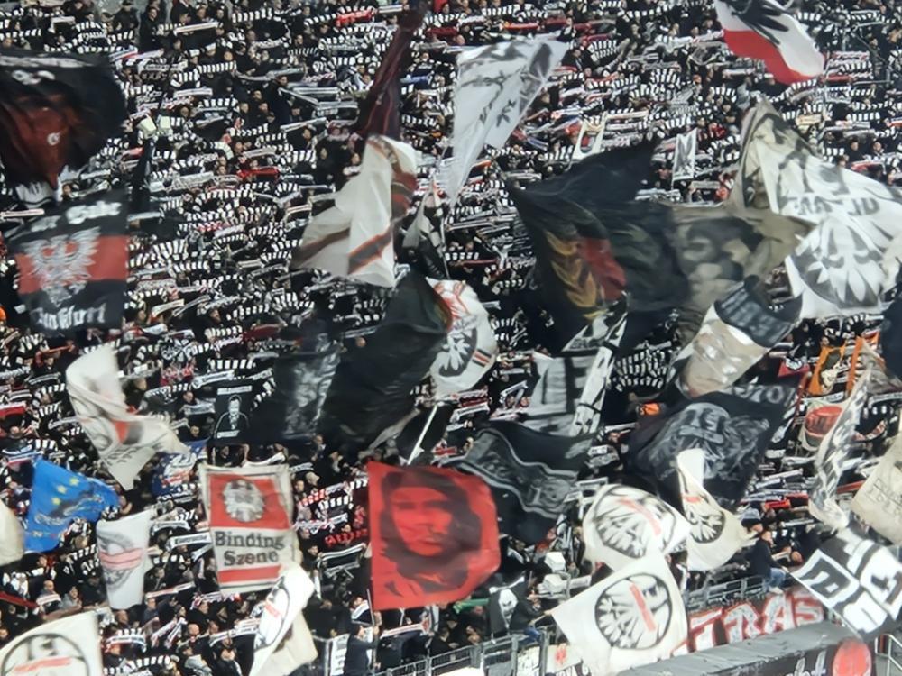 Eintracht Frankfurt – Slavia Prag 1-0 (48)