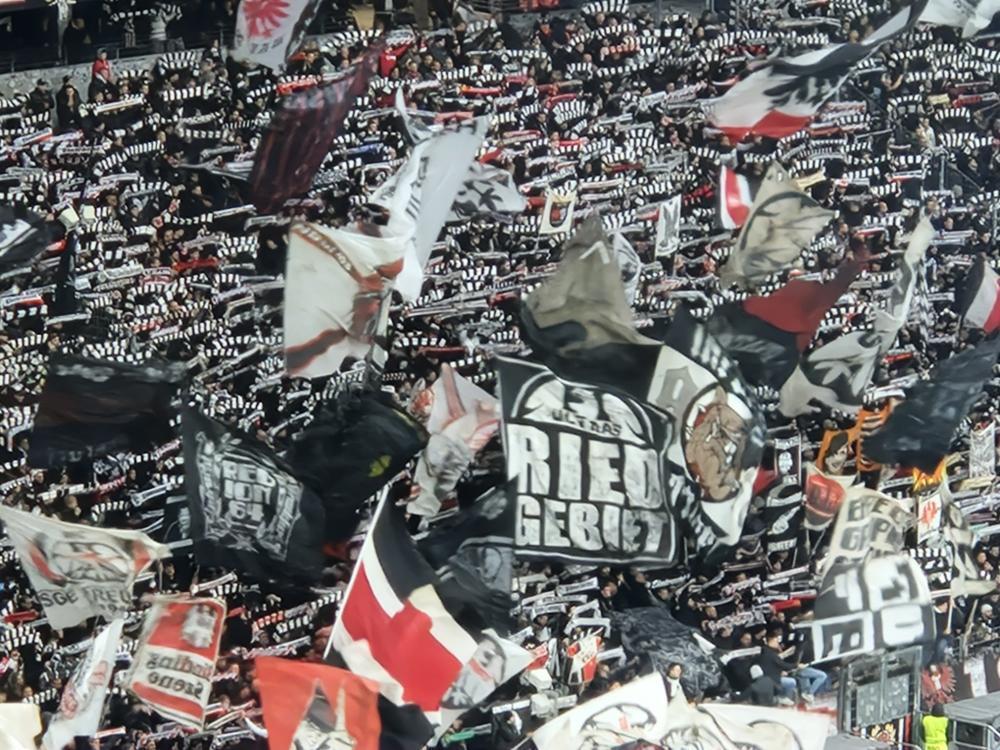 Eintracht Frankfurt – Slavia Prag 1-0 (50)