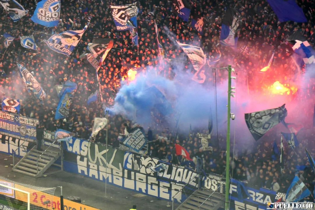 Hamburger SV – FC Schalke 04 2-2 (44)