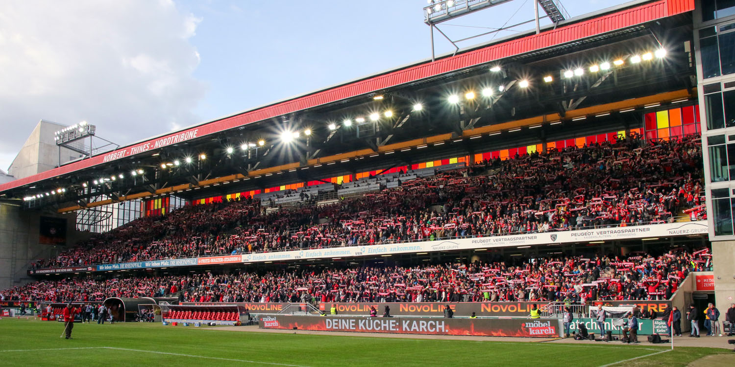 1. FC Kaiserslautern – Eintracht Braunschweig 3-2 (8)