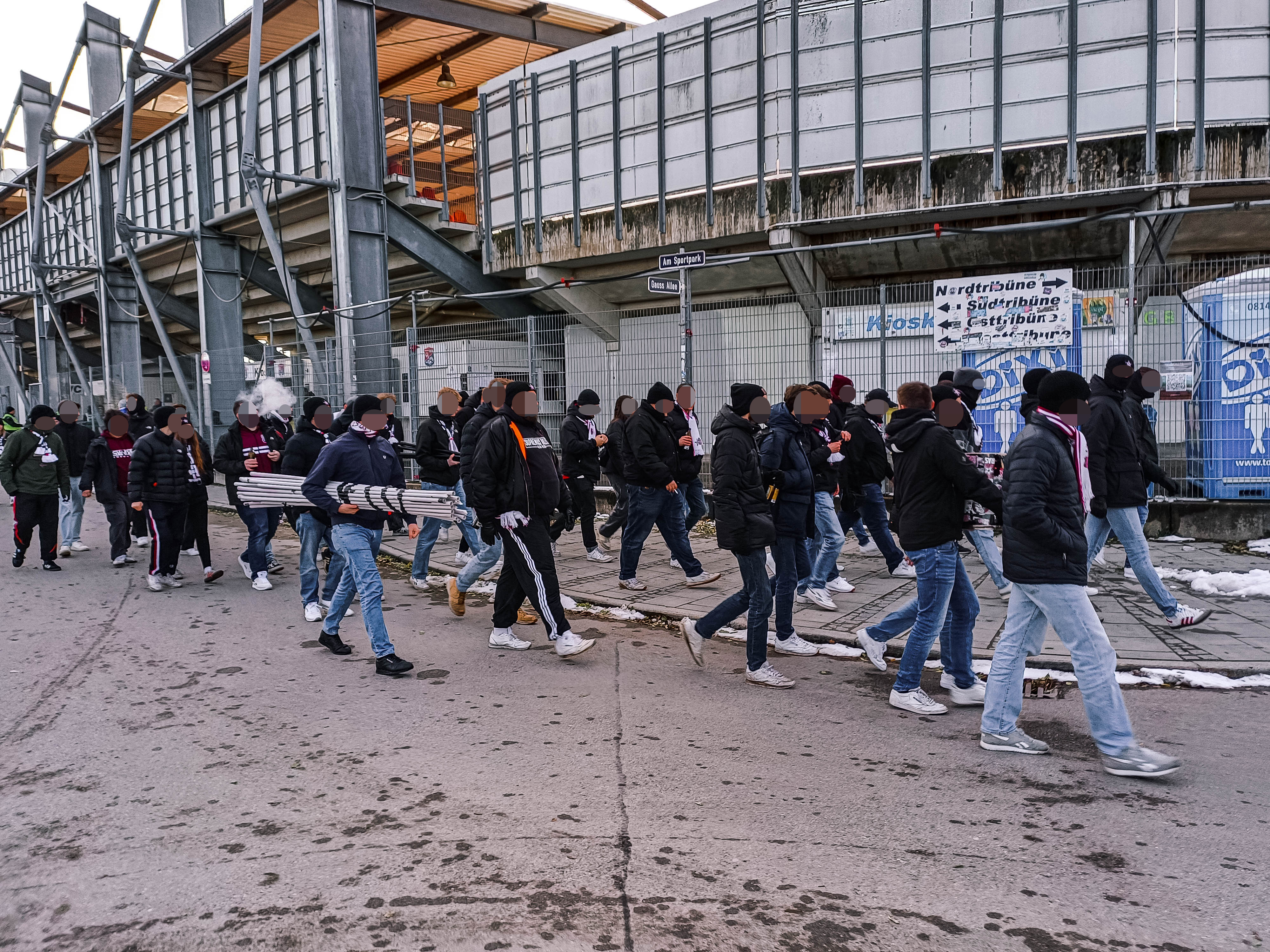 Gästefans | SpVgg Unterhaching – SV Wehen (23.11.2024) 1-1