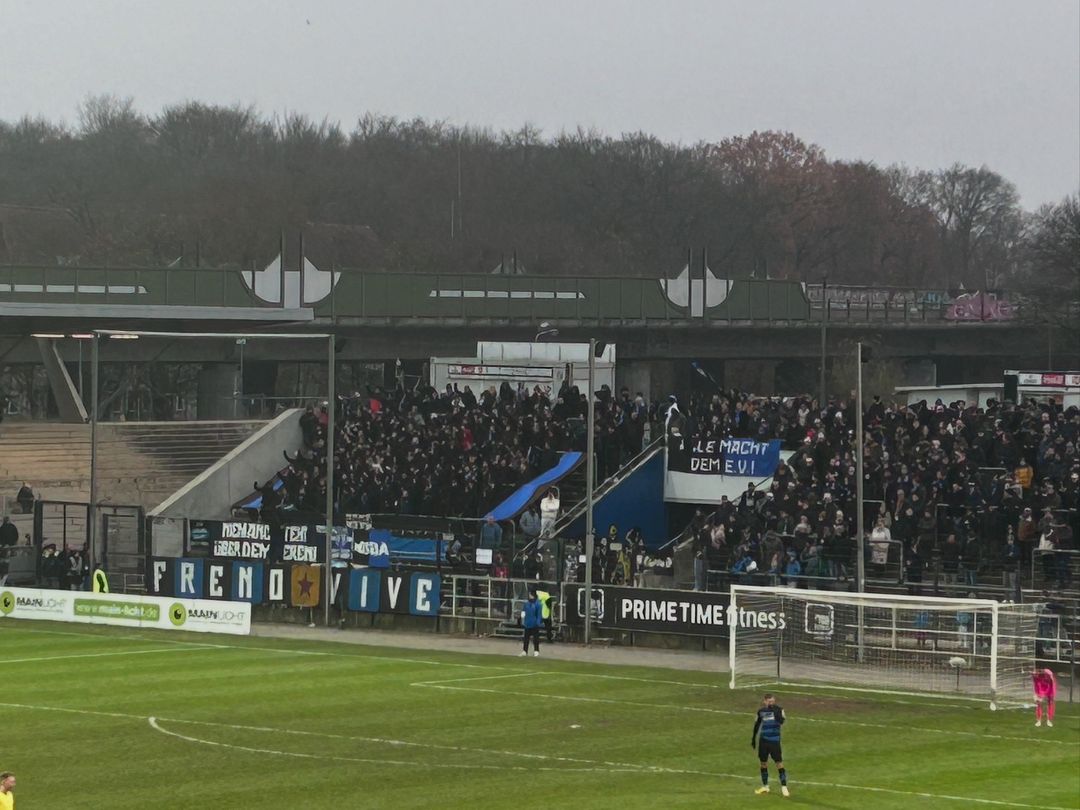 FSV Frankfurt – Kickers Offenbach 0-1 (2)