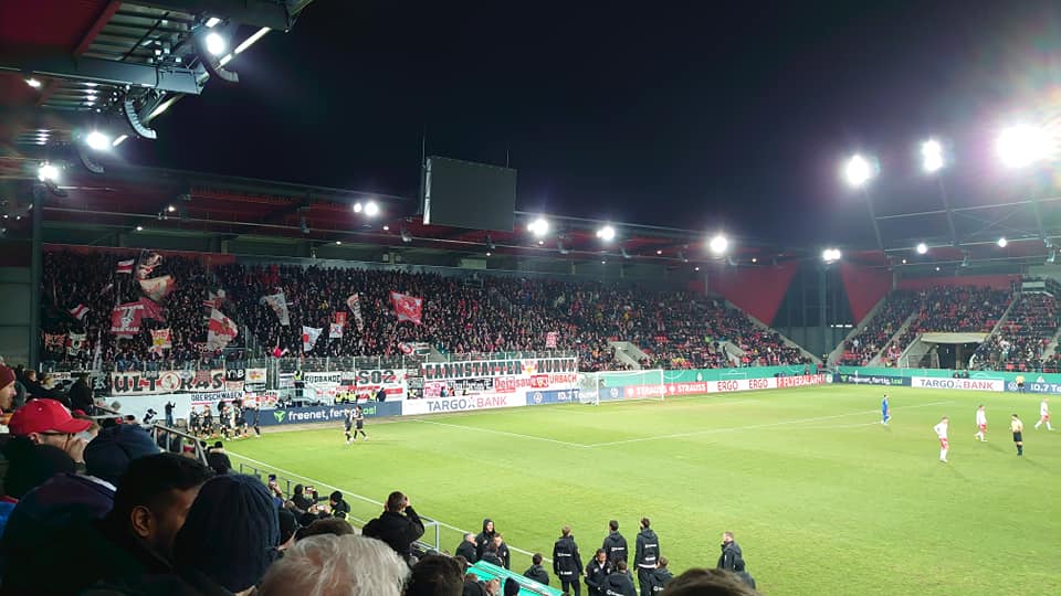 SSV Jahn Regensburg – VfB Stuttgart 0-3 (8)