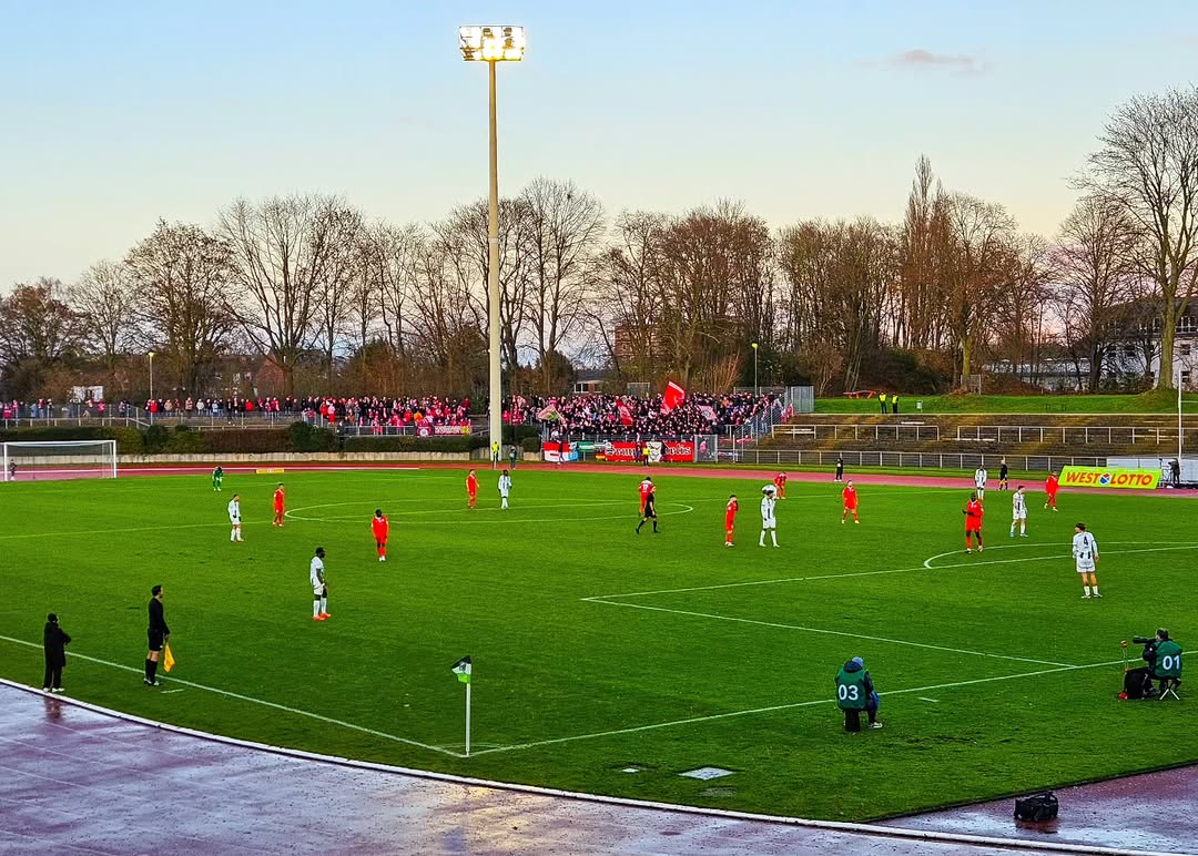 Borussia Mönchengladbach II – Rot-Weiß Oberhausen 0-1 (1)