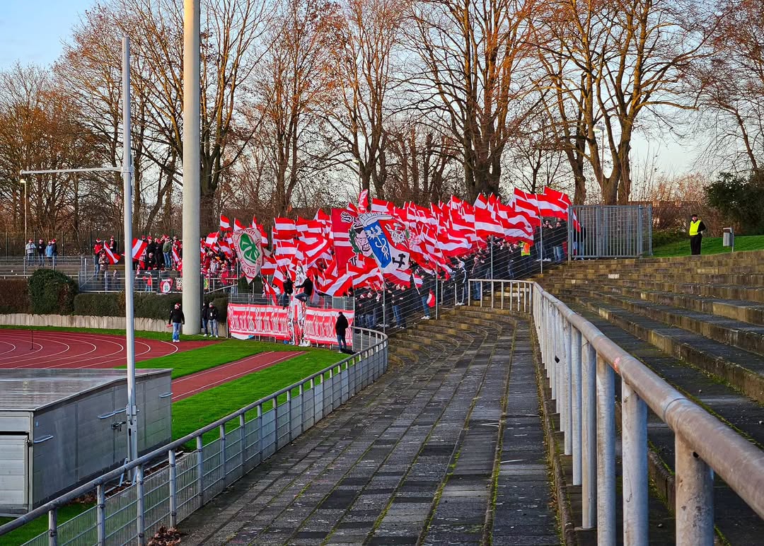 Borussia Mönchengladbach II – Rot-Weiß Oberhausen 0-1 (5)