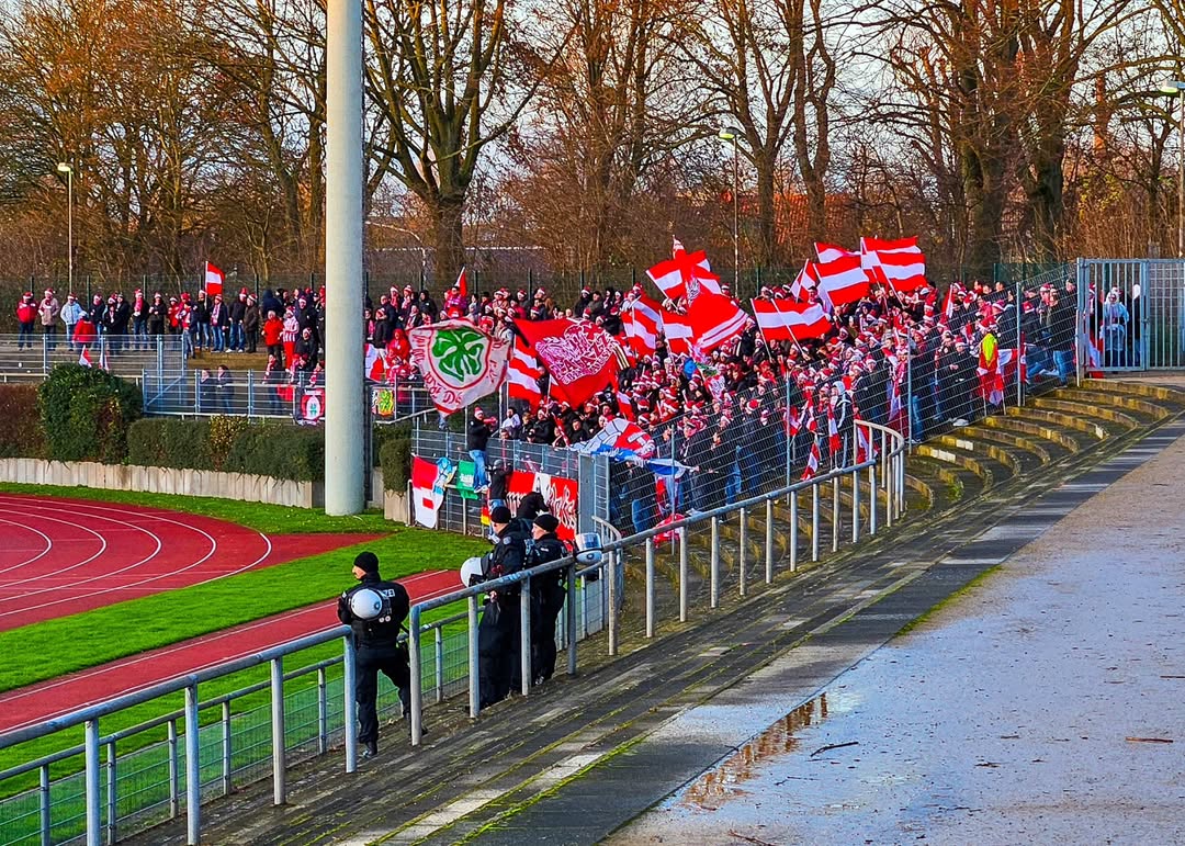 Borussia Mönchengladbach II – Rot-Weiß Oberhausen 0-1 (6)