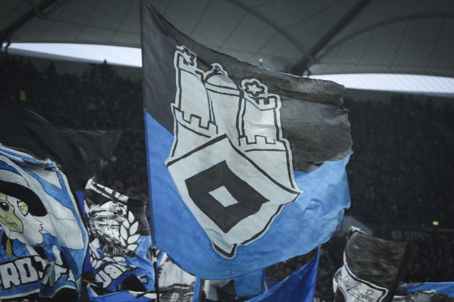 Hamburger SV – SV Darmstadt 98 2-2 (27)