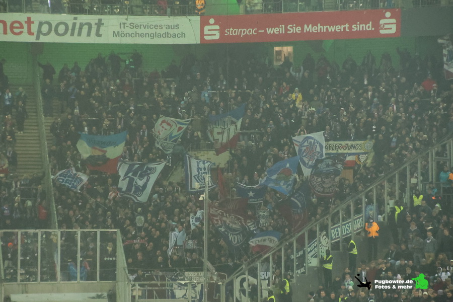 Borussia Mönchengladbach – Holstein Kiel 4-1 (4)