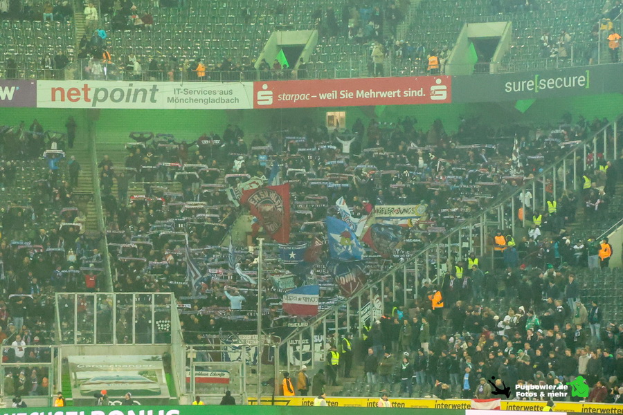 Borussia Mönchengladbach – Holstein Kiel 4-1 (6)