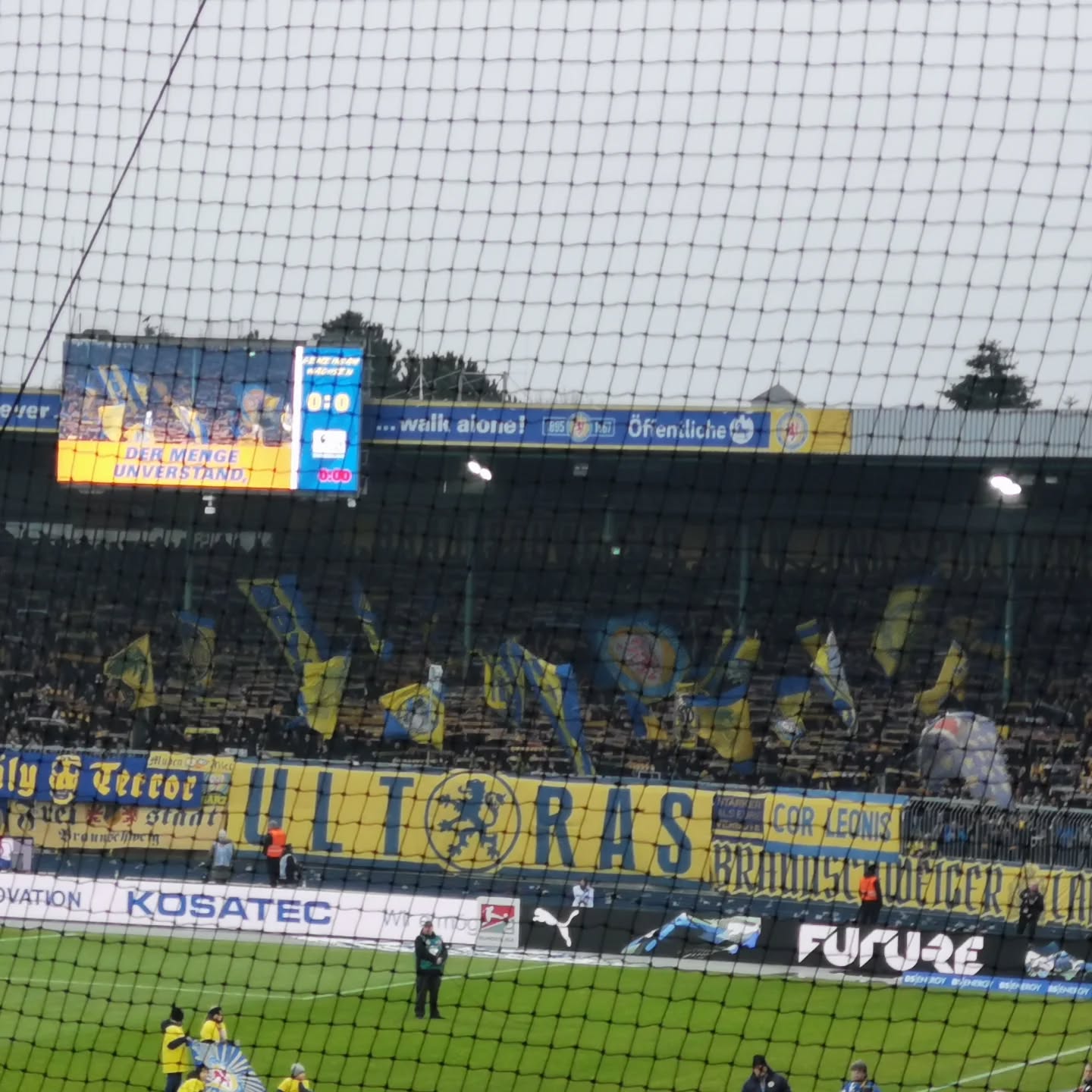 Eintracht Braunschweig – SV Elversberg 0-3 (4)