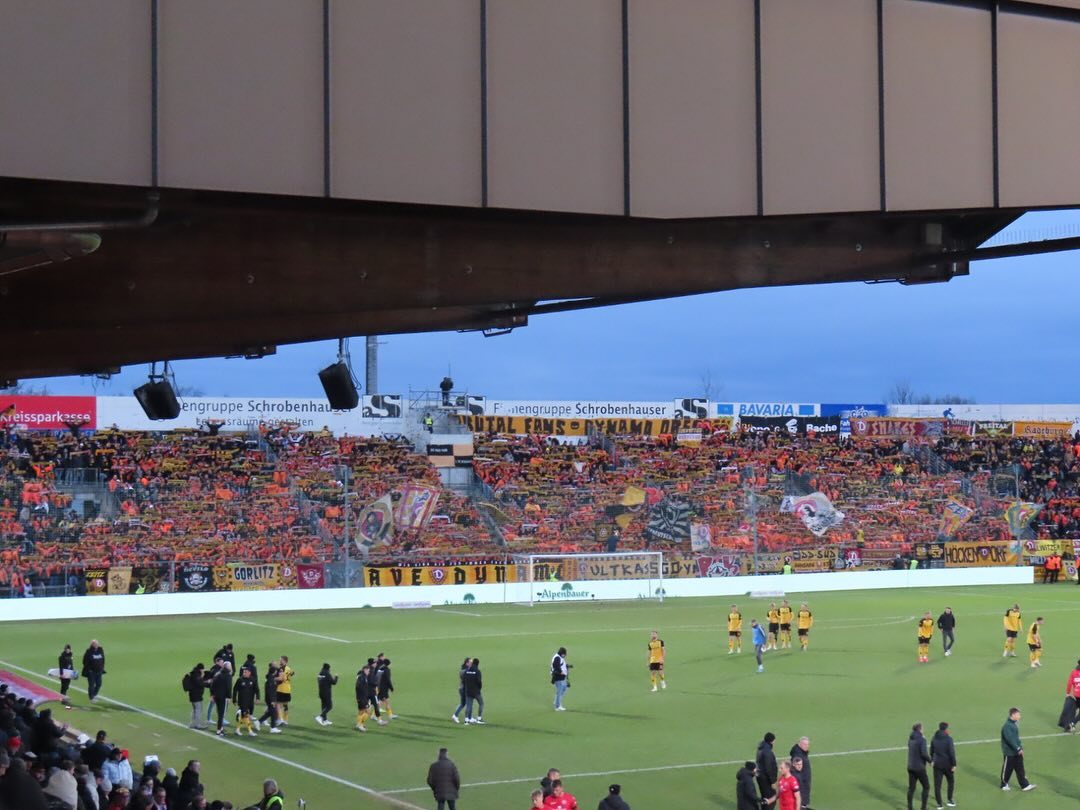 SpVgg Unterhaching – Dynamo Dresden 0-3 (2)