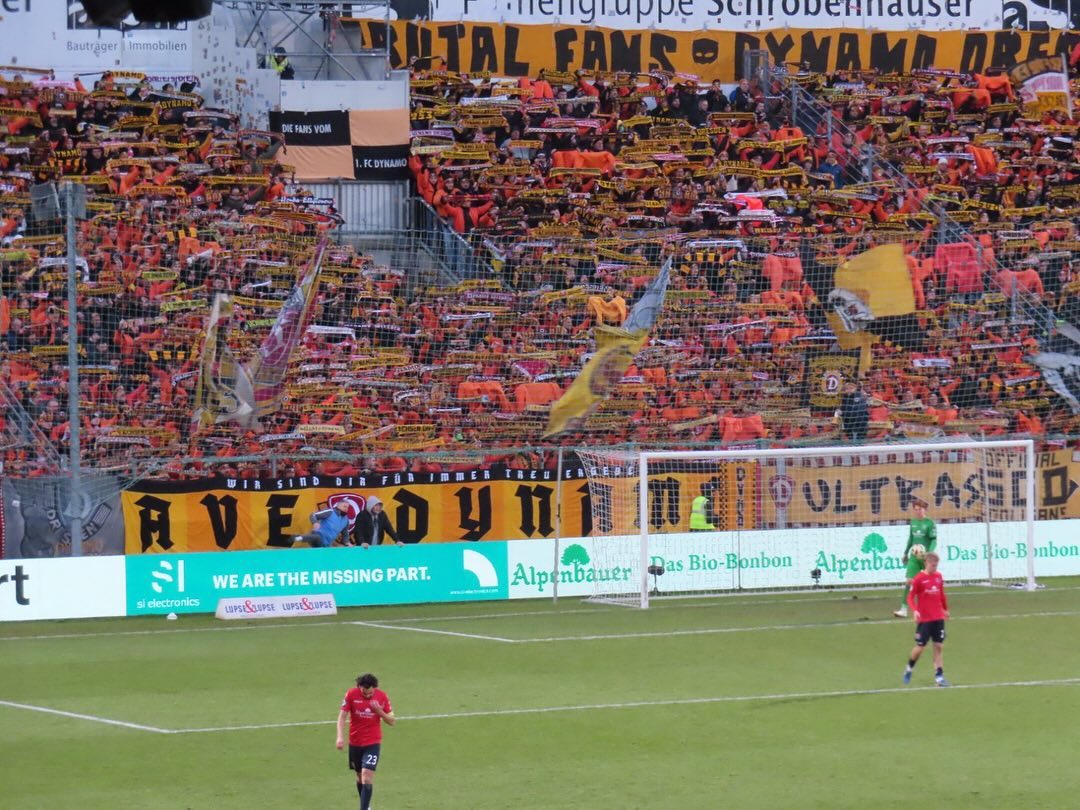 SpVgg Unterhaching – Dynamo Dresden 0-3 (6)
