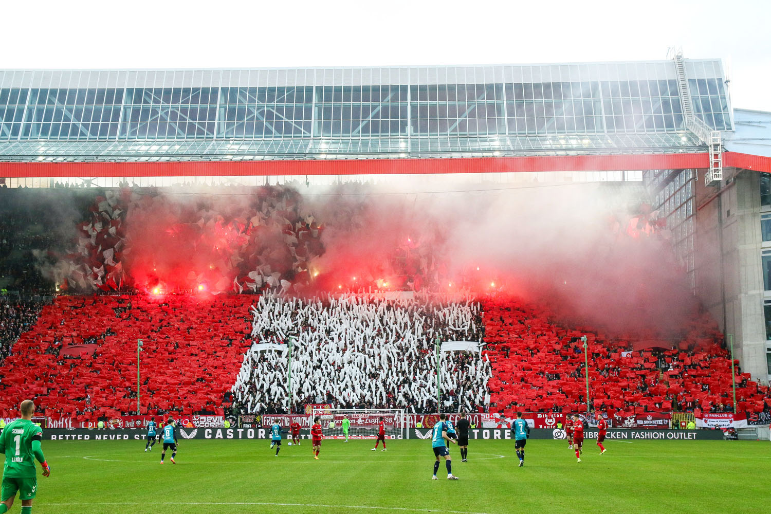 1. FC Kaiserslautern – 1. FC Köln 0-1 (9)