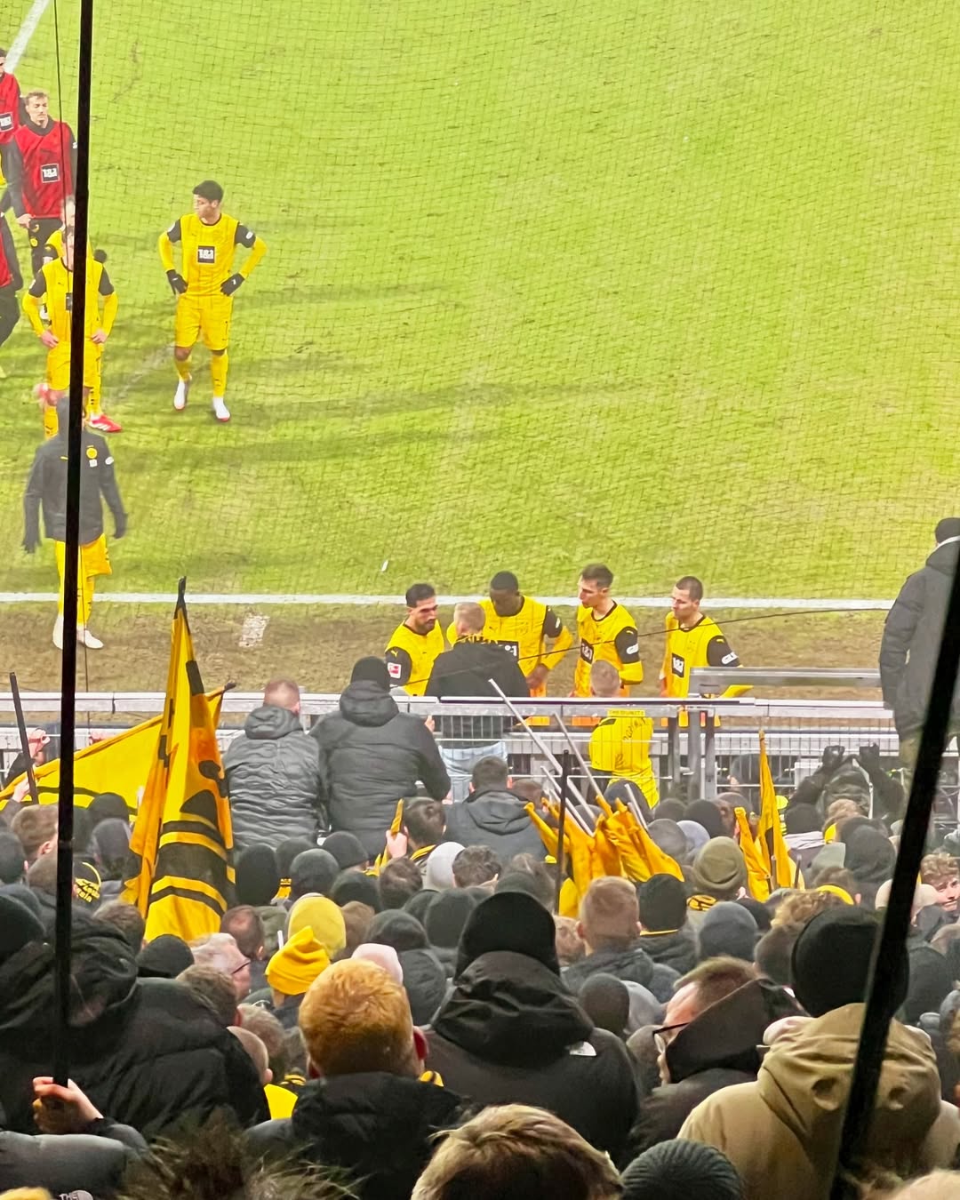 Holstein Kiel – Borussia Dortmund 4-2 (10)