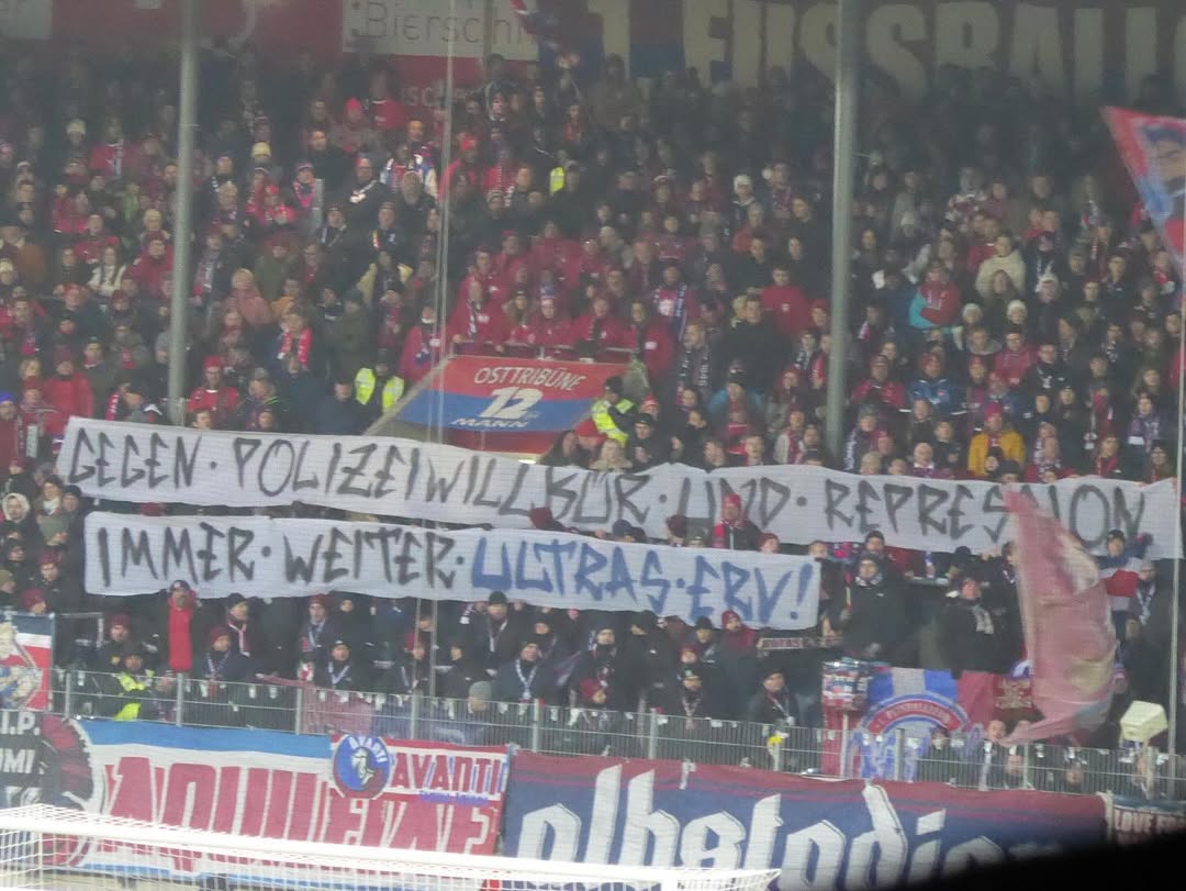 1. FC Heidenheim – FC St. Pauli 0-2 (1)