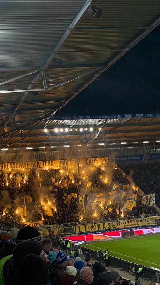 1. FC Magdeburg – Eintracht Braunschweig 1-1 (11)