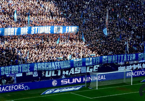 FC Schalke 04 – Karlsruher SC 2-1 (4)