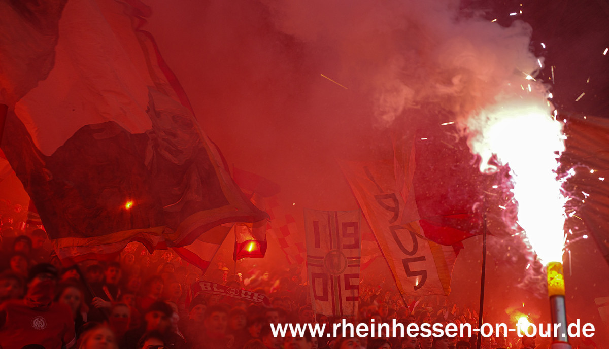 1. FSV Mainz 05 – FC St. Pauli 2-0 (14)