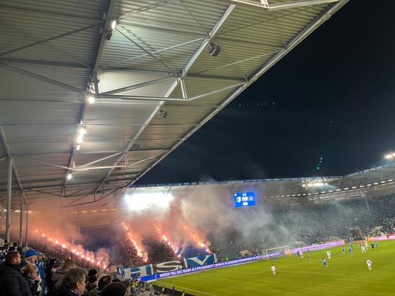 1. FC Magdeburg – Hamburger SV 0-3 (2)