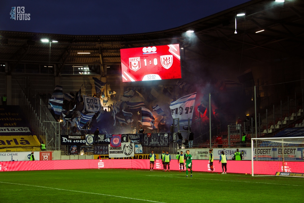 Hallescher FC – SV Babelsberg 03 2-0 (9)