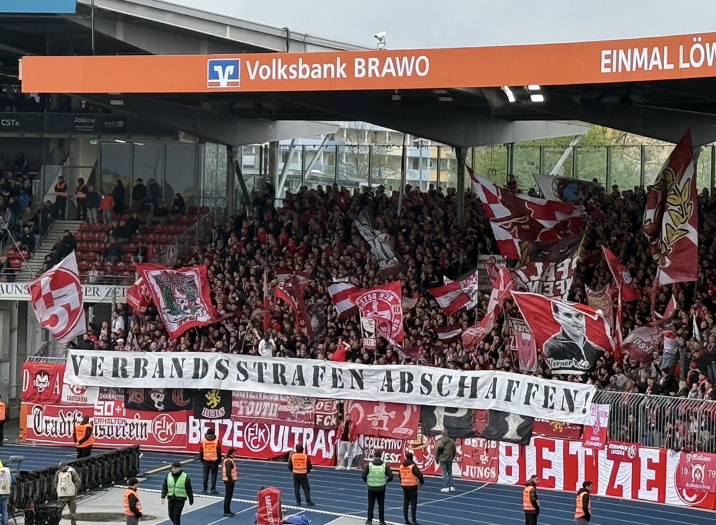 Eintracht Braunschweig – 1. FC Kaiserslautern 2-0 (1)
