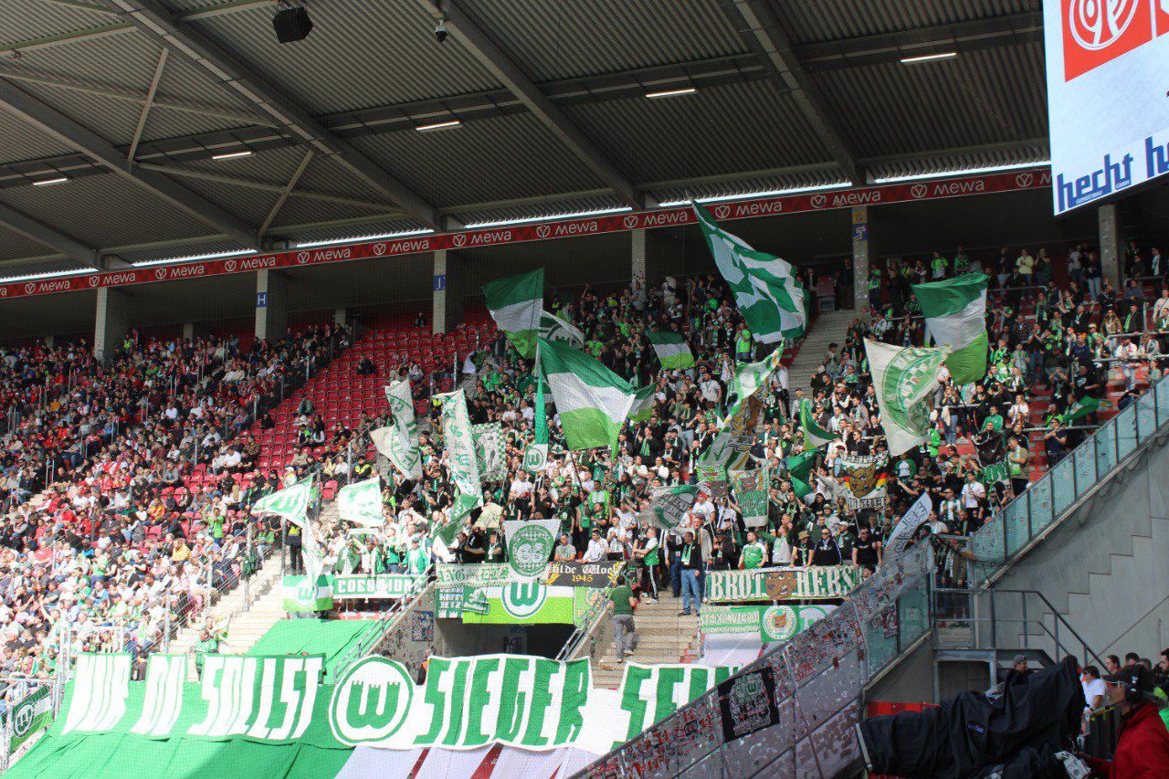 1. FSV Mainz 05 – VfL Wolfsburg 2-2 (1)