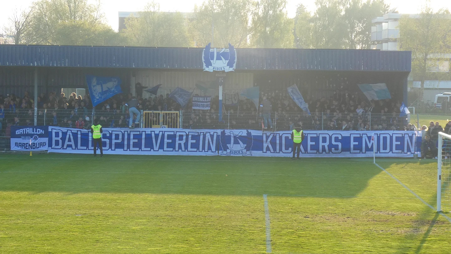 Kickers Emden – VfB Lübeck 1-3 (6)