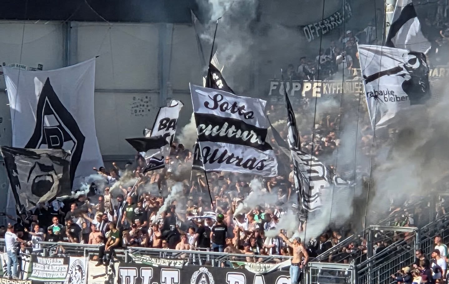 Holstein Kiel – Borussia Mönchengladbach 4-3 (1)