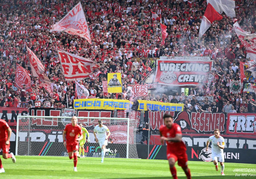 Rot-Weiss Essen – 1. FC Saarbrücken 0-3 (6)